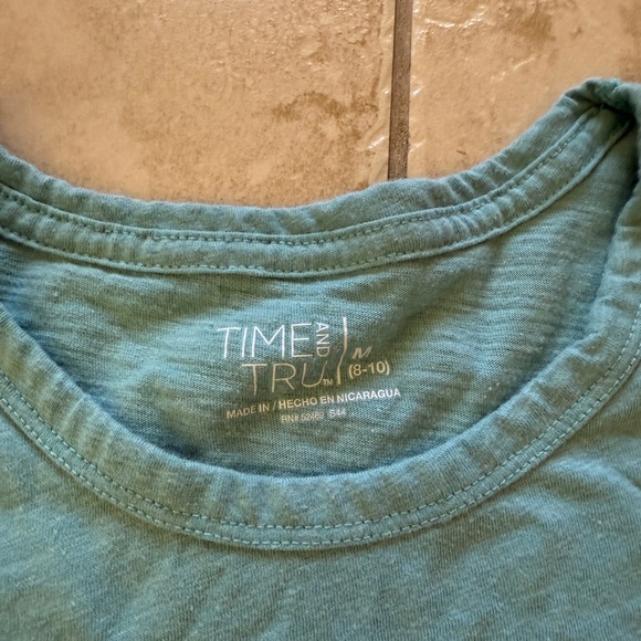 Green Top - Picture 3 of 4